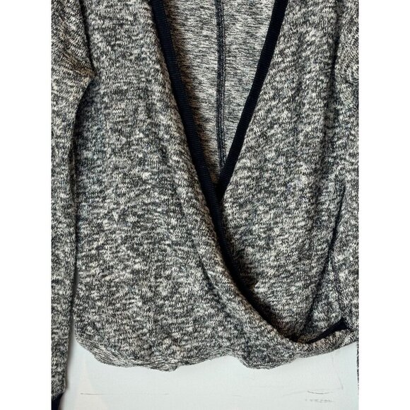 Abercrombie & Fitch Sweater Women Medium Black Knit Metallic Wrap Front Pullover - Picture 6 of 10